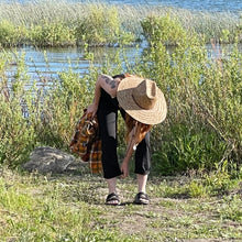 Load image into Gallery viewer, Lynt Pocket Jumper Pants in Black