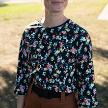 Load image into Gallery viewer, Lynt Crop Tee in Delicate Wild Flowers