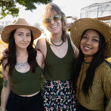 Load image into Gallery viewer, Lynt crop tank, pocket tank, spotted cheetah top