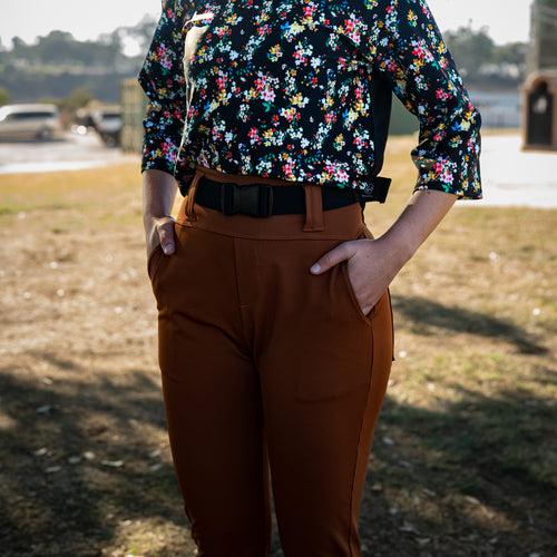 Lynt Trail Pants in Terra Cotta