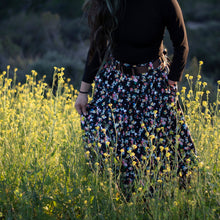Load image into Gallery viewer, Lynt Pocket Maxi Skirt in Flower Bed
