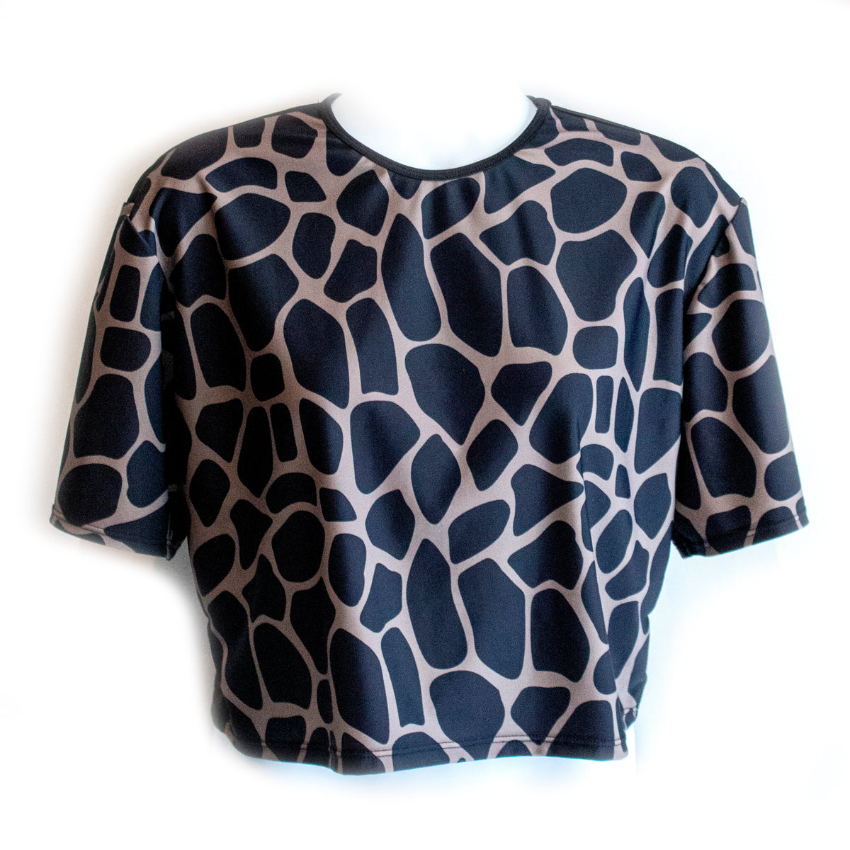 Lynt Crop Tee in Black/Olive Giraffe