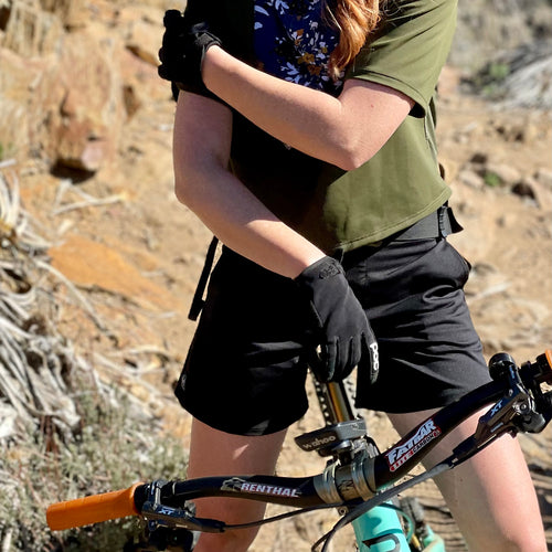Lynt Trail Shorts in Black